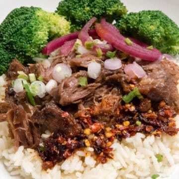 Korean beef with rice and vegetables in bowl